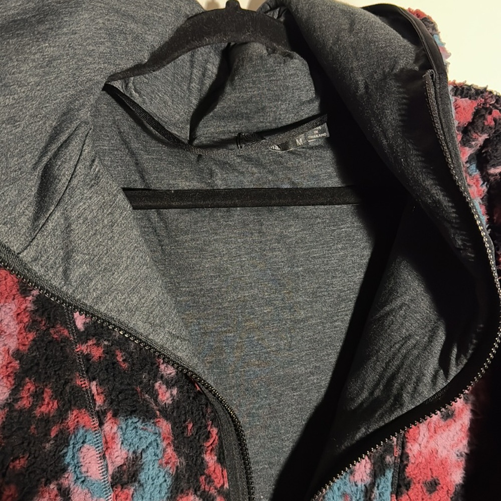 Prana || Polar Escape 1/4 Zip Fleece Size Medium View 6